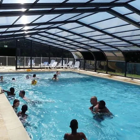 Mobil-home Avec Terrasse Pour 6 Personnes - Api-1-52-1359 مكان تخييم *